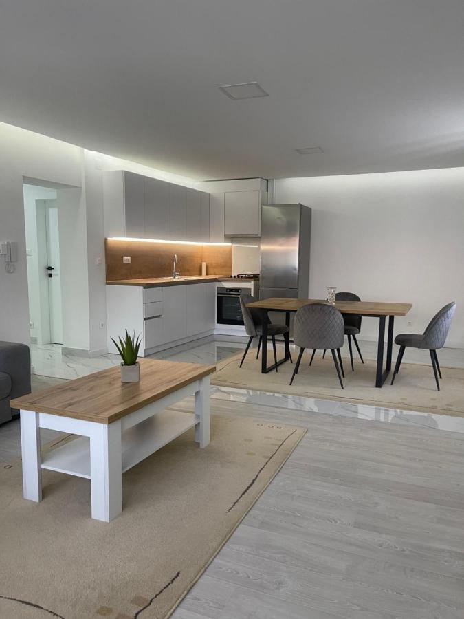Rozi Apartments Загреб Экстерьер фото