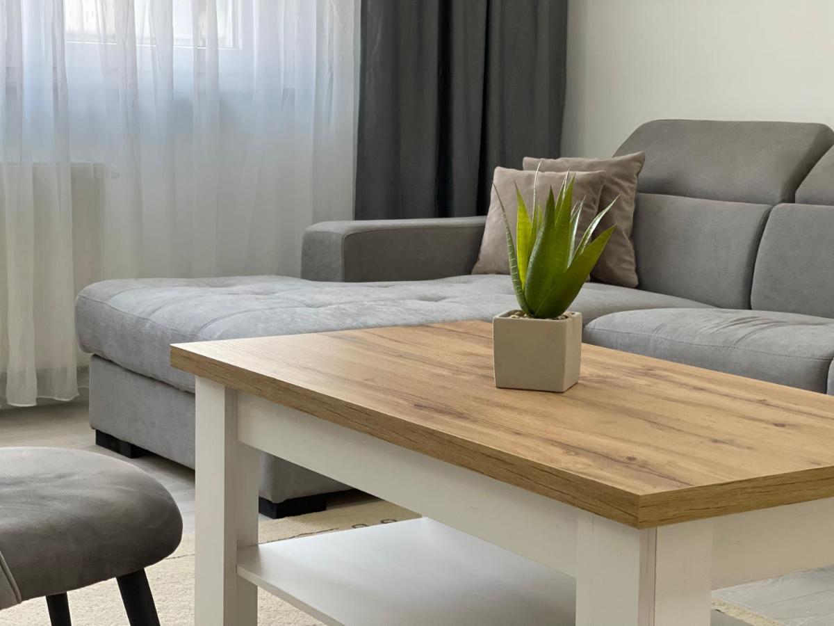 Rozi Apartments Загреб Экстерьер фото